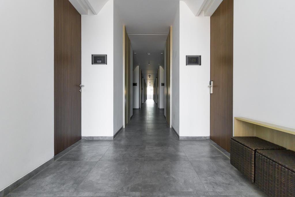 Reddoorz Plus Near Perbanas Jakarta Buitenkant foto